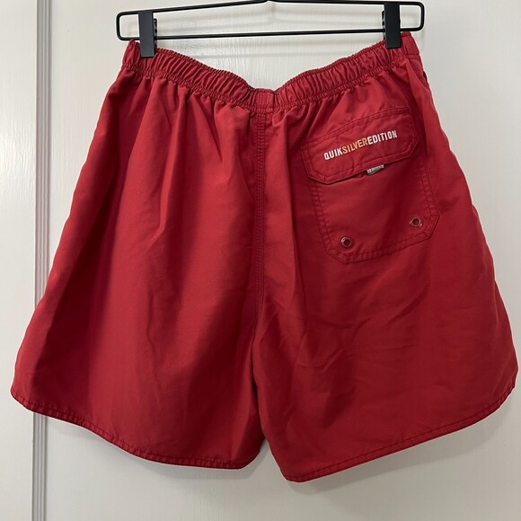 Quiksilver Edition Red Floral Lined Swim Trunks - Men's Size Medium - Picture 3 of 12